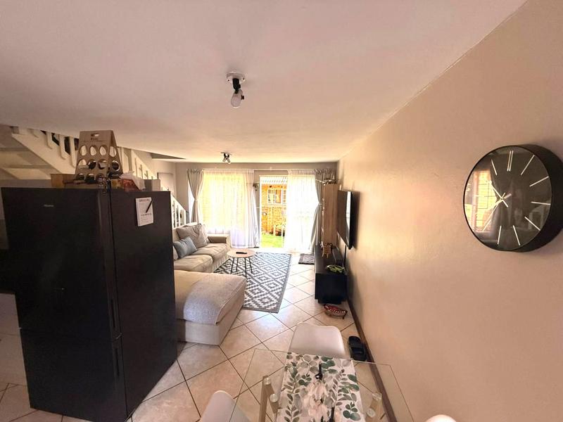 2 Bedroom Property for Sale in Moreleta Park Gauteng