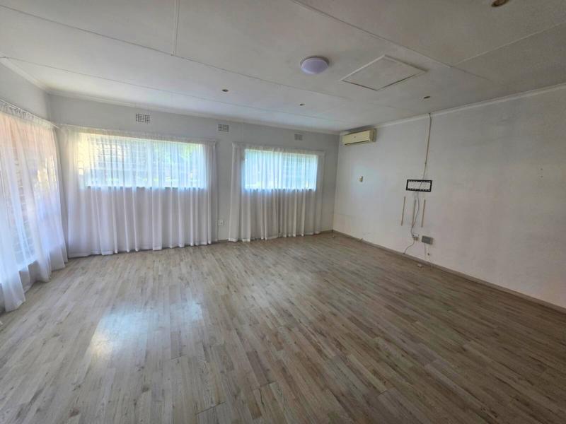 5 Bedroom Property for Sale in Aston Manor Gauteng