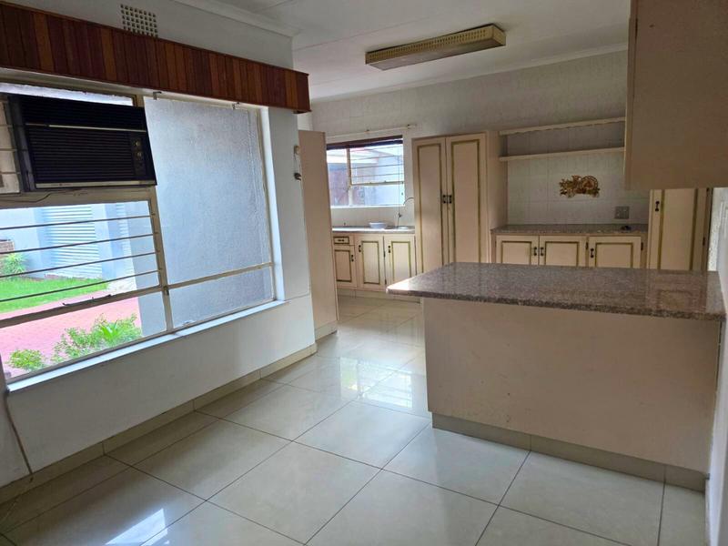 5 Bedroom Property for Sale in Aston Manor Gauteng