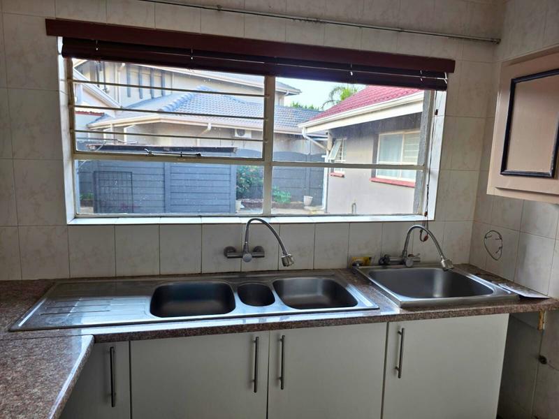 5 Bedroom Property for Sale in Aston Manor Gauteng