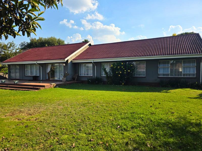 5 Bedroom Property for Sale in Aston Manor Gauteng