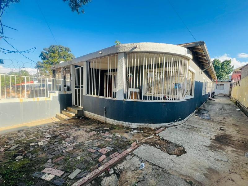 9 Bedroom Property for Sale in Rosettenville Gauteng