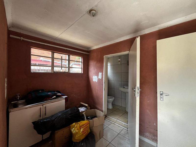 8 Bedroom Property for Sale in Rosettenville Gauteng