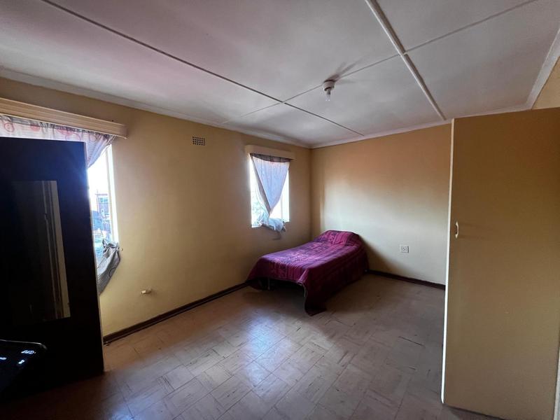 8 Bedroom Property for Sale in Rosettenville Gauteng