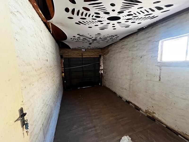 8 Bedroom Property for Sale in Rosettenville Gauteng