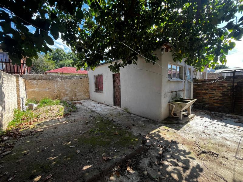 8 Bedroom Property for Sale in Rosettenville Gauteng