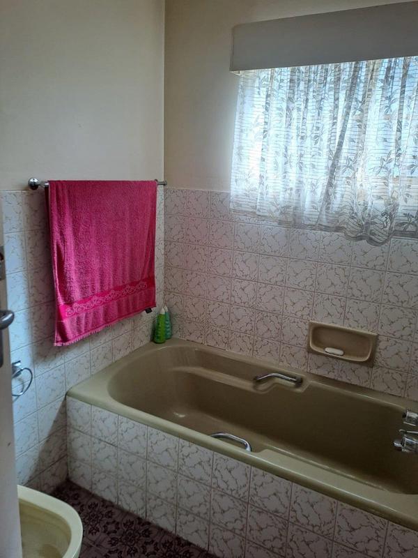 3 Bedroom Property for Sale in Rosettenville Gauteng