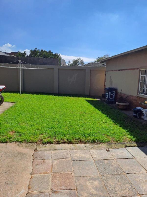 3 Bedroom Property for Sale in Rosettenville Gauteng