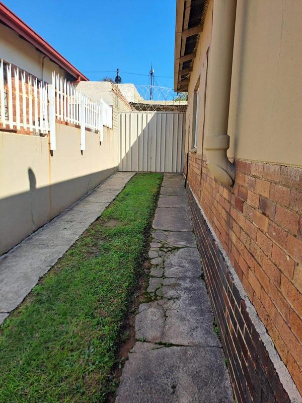 3 Bedroom Property for Sale in Rosettenville Gauteng