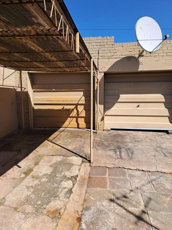 3 Bedroom Property for Sale in Rosettenville Gauteng
