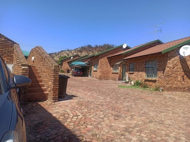 2 Bedroom Property for Sale in Suideroord Gauteng