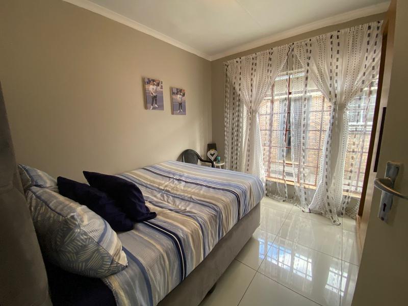 3 Bedroom Property for Sale in Clayville Gauteng