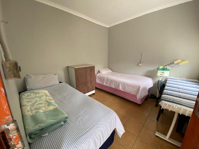 3 Bedroom Property for Sale in Clayville Gauteng