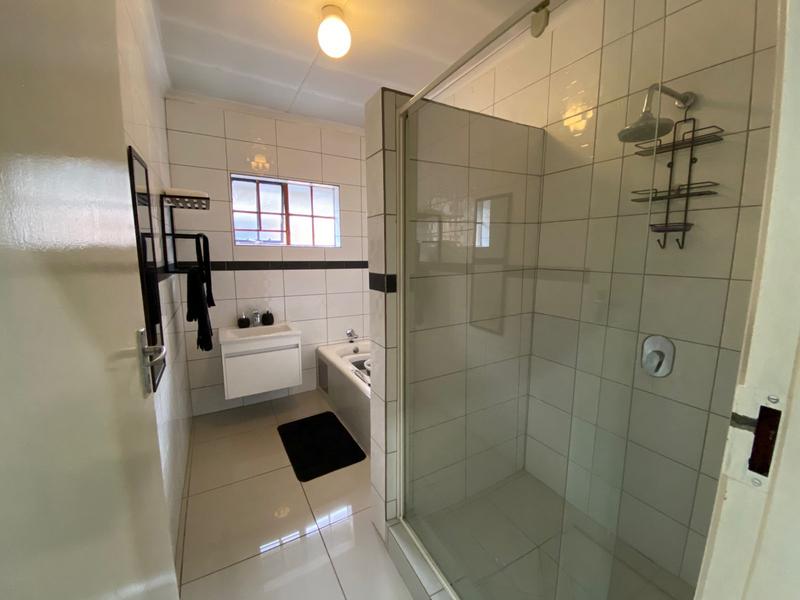 3 Bedroom Property for Sale in Clayville Gauteng