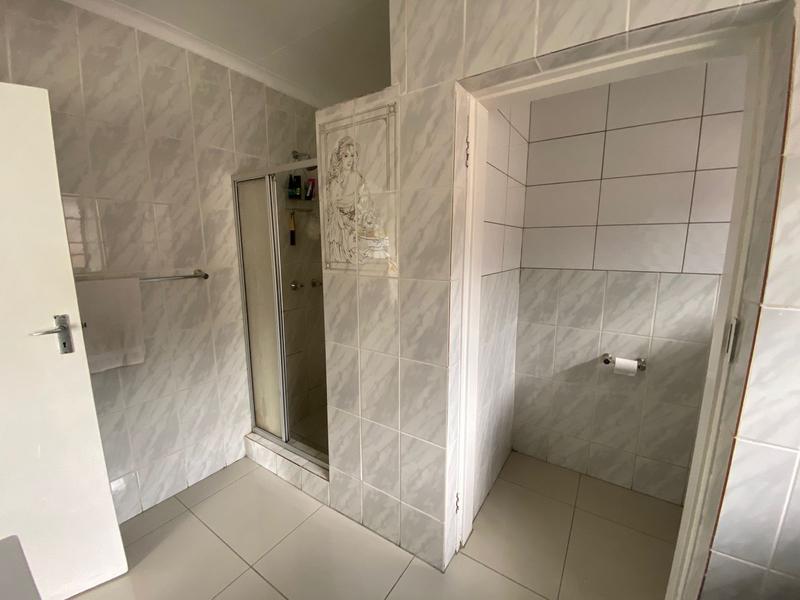 3 Bedroom Property for Sale in Clayville Gauteng