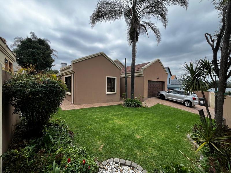 3 Bedroom Property for Sale in Country View Gauteng