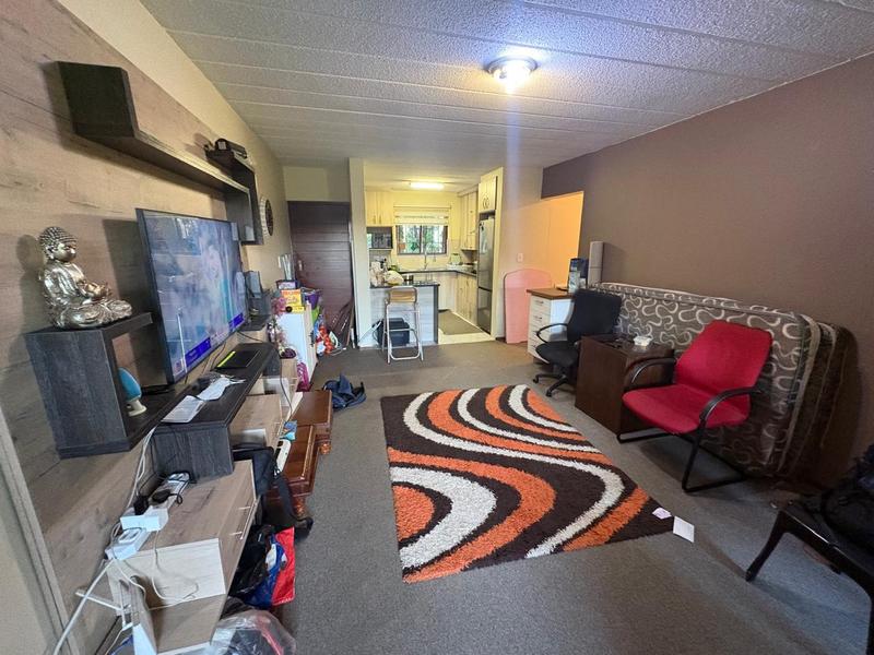 2 Bedroom Property for Sale in Robindale Gauteng