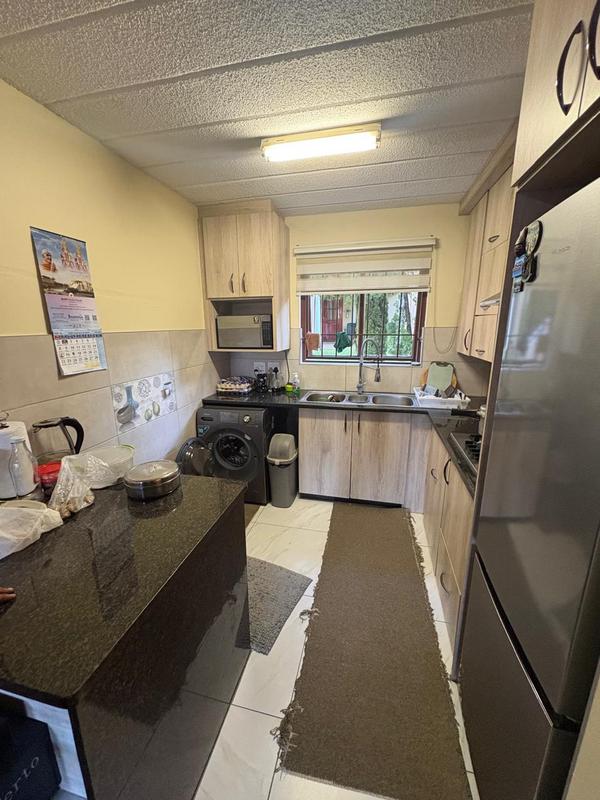 2 Bedroom Property for Sale in Robindale Gauteng