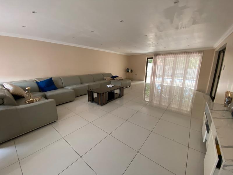 5 Bedroom Property for Sale in Fourways Gauteng