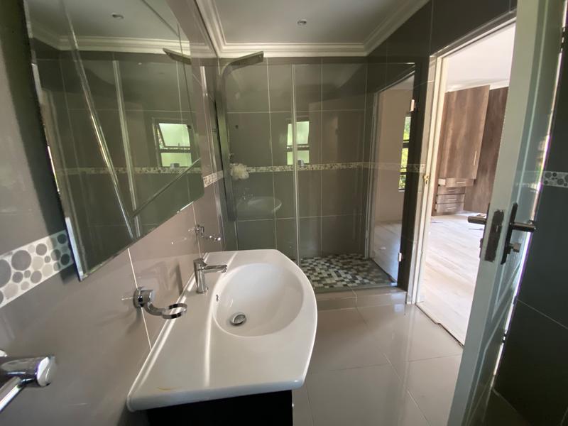 5 Bedroom Property for Sale in Fourways Gauteng