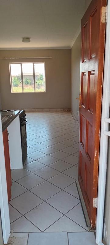 2 Bedroom Property for Sale in Protea Glen Gauteng