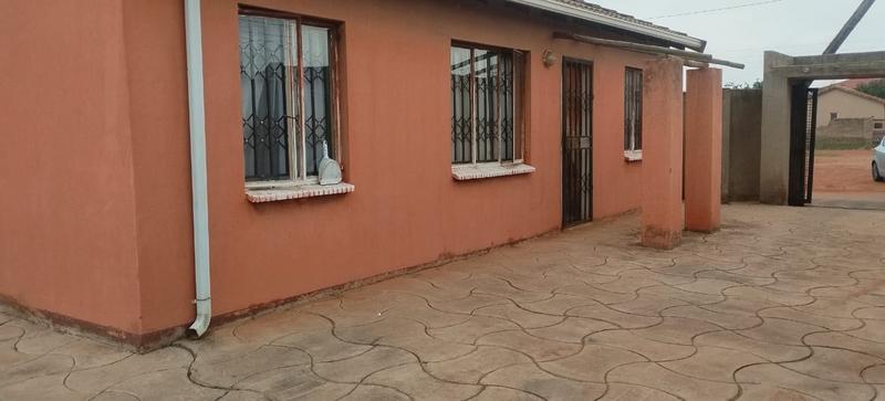 2 Bedroom Property for Sale in Protea Glen Gauteng