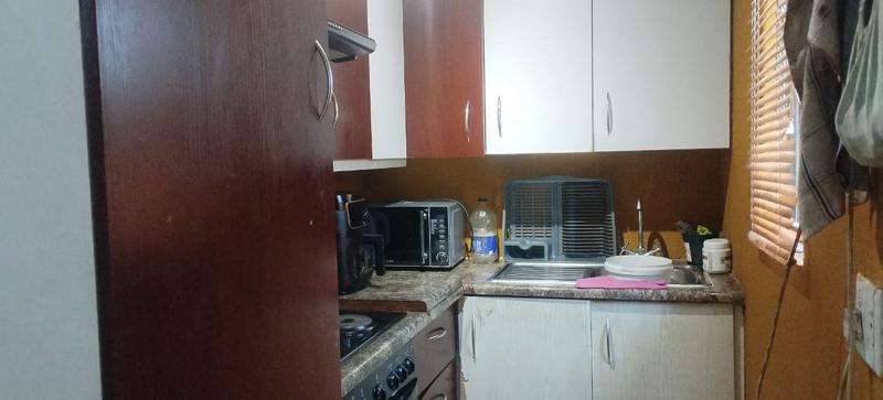 2 Bedroom Property for Sale in Protea Glen Gauteng