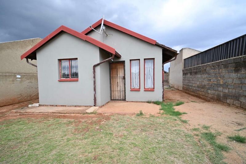 2 Bedroom Property for Sale in Protea Glen Gauteng