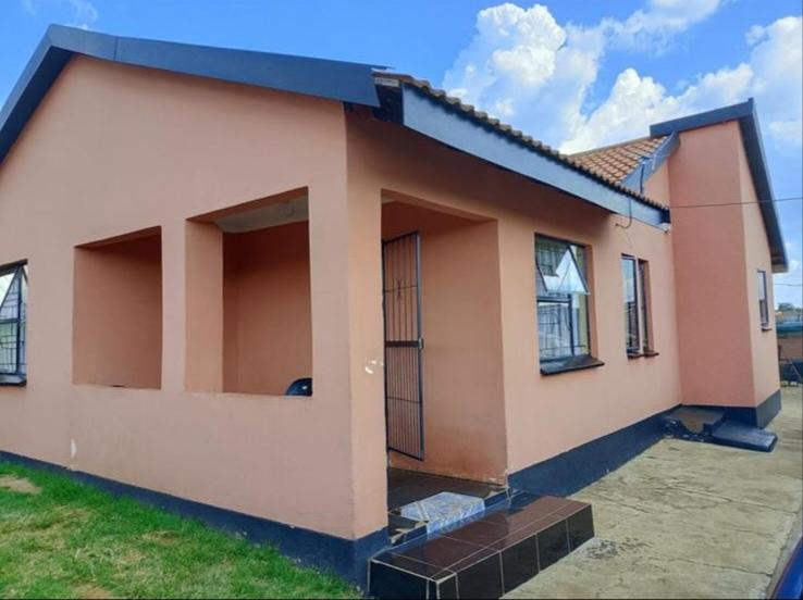 3 Bedroom Property for Sale in Evaton Small Farms Gauteng