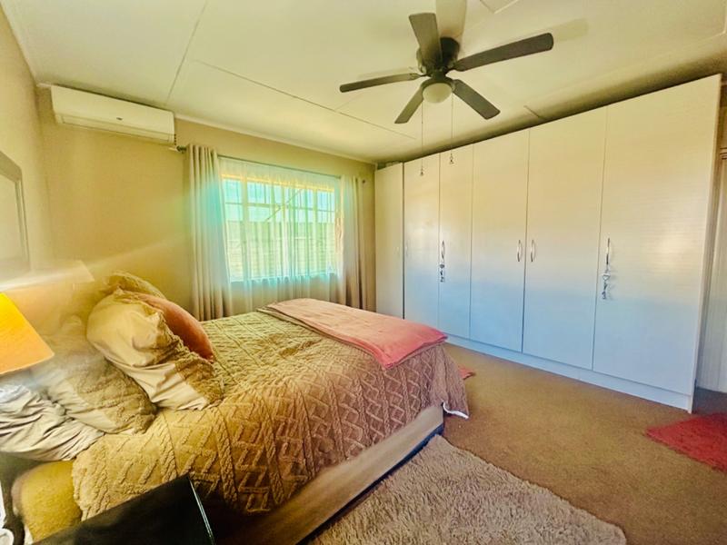 3 Bedroom Property for Sale in Vanderbijlpark CW 5 Gauteng