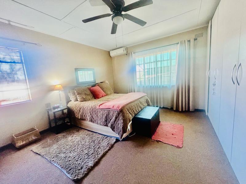 3 Bedroom Property for Sale in Vanderbijlpark CW 5 Gauteng