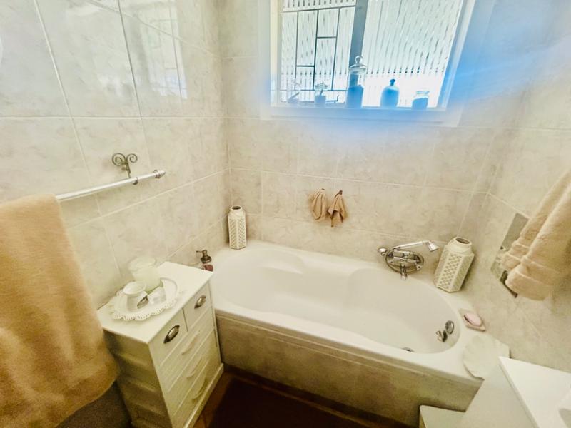 3 Bedroom Property for Sale in Vanderbijlpark CW 5 Gauteng