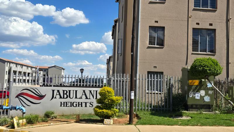 2 Bedroom Property for Sale in Jabulani Gauteng