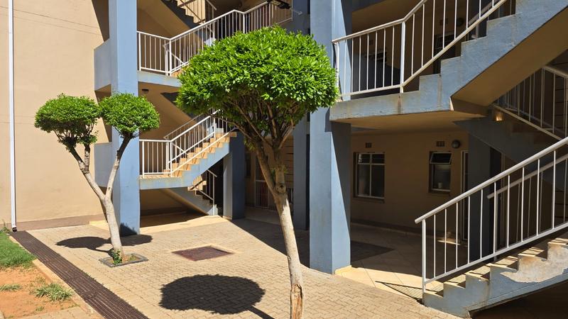 2 Bedroom Property for Sale in Jabulani Gauteng