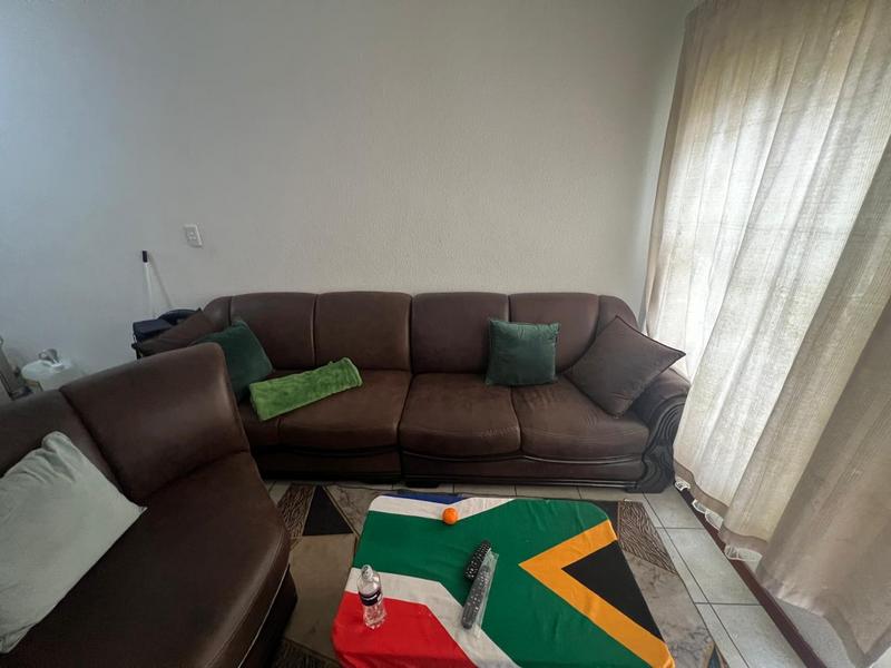 2 Bedroom Property for Sale in Aureus Gauteng