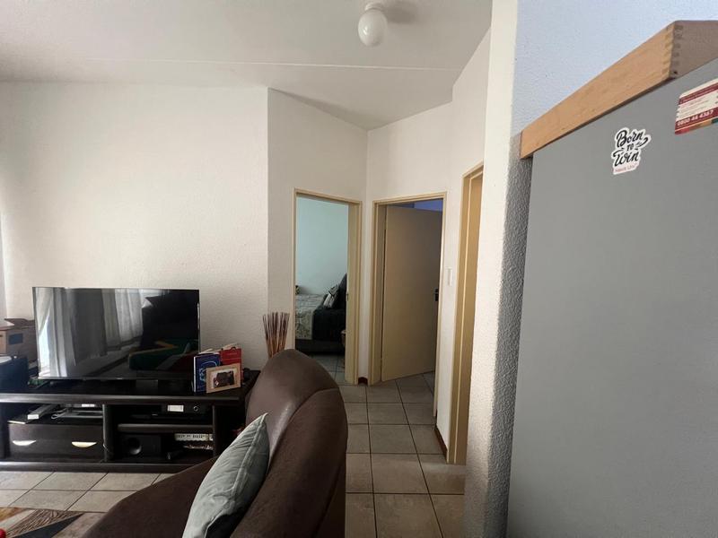 2 Bedroom Property for Sale in Aureus Gauteng