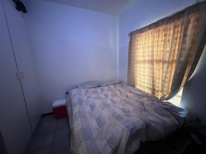 2 Bedroom Property for Sale in Aureus Gauteng