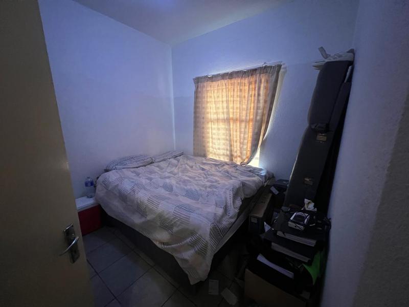 2 Bedroom Property for Sale in Aureus Gauteng