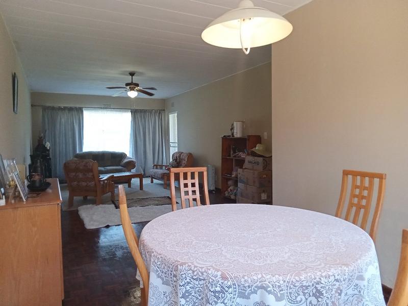 2 Bedroom Property for Sale in Greenhills Gauteng