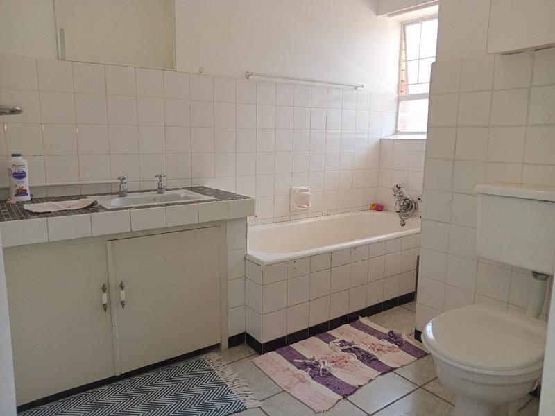 2 Bedroom Property for Sale in Greenhills Gauteng