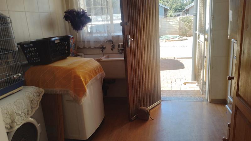 3 Bedroom Property for Sale in Helikonpark Gauteng