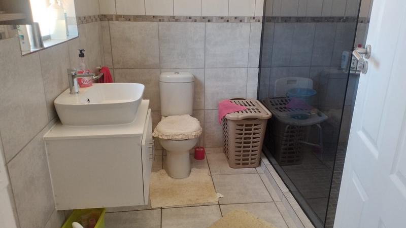 3 Bedroom Property for Sale in Helikonpark Gauteng