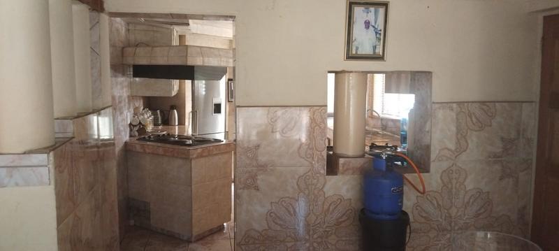 5 Bedroom Property for Sale in Etwatwa Gauteng