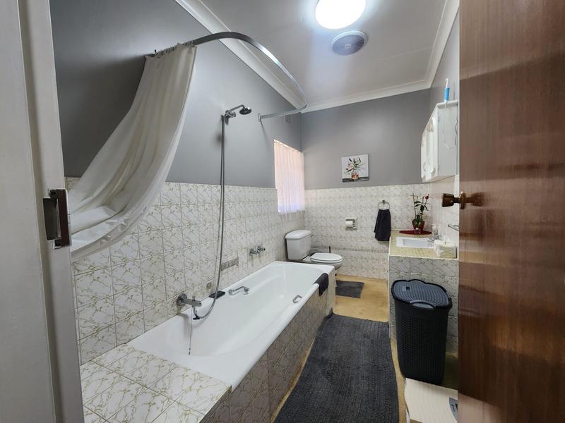 4 Bedroom Property for Sale in Murrayfield Gauteng