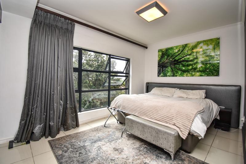 To Let 2 Bedroom Property for Rent in Morningside Gauteng