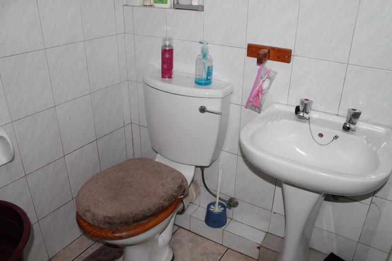 1 Bedroom Property for Sale in Kensington Gauteng