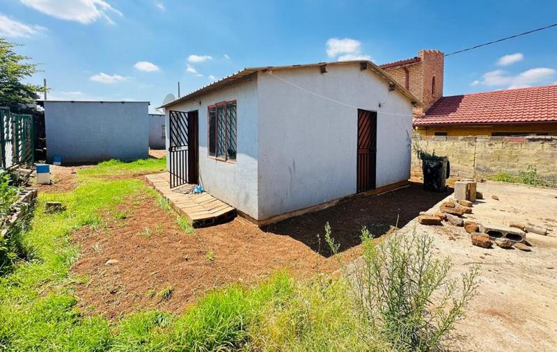 2 Bedroom Property for Sale in Orange Farm Gauteng