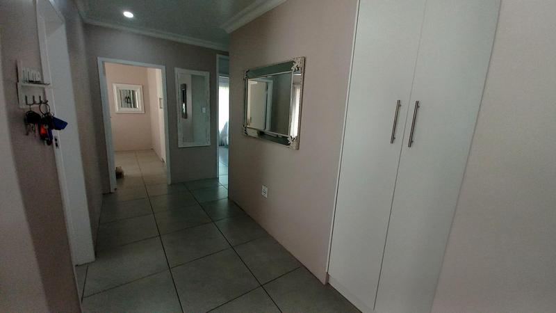 3 Bedroom Property for Sale in Three Rivers Gauteng