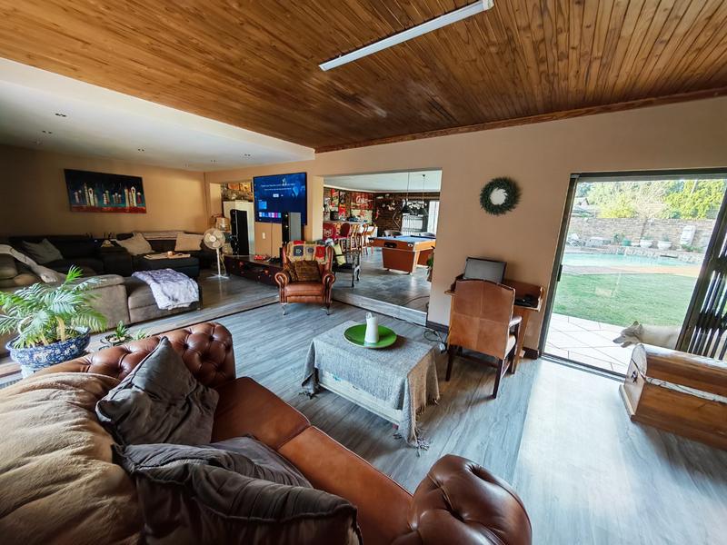 4 Bedroom Property for Sale in Vanderbijlpark SE 3 Gauteng