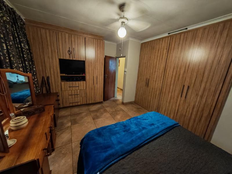 3 Bedroom Property for Sale in Vanderbijlpark SE 6 Gauteng